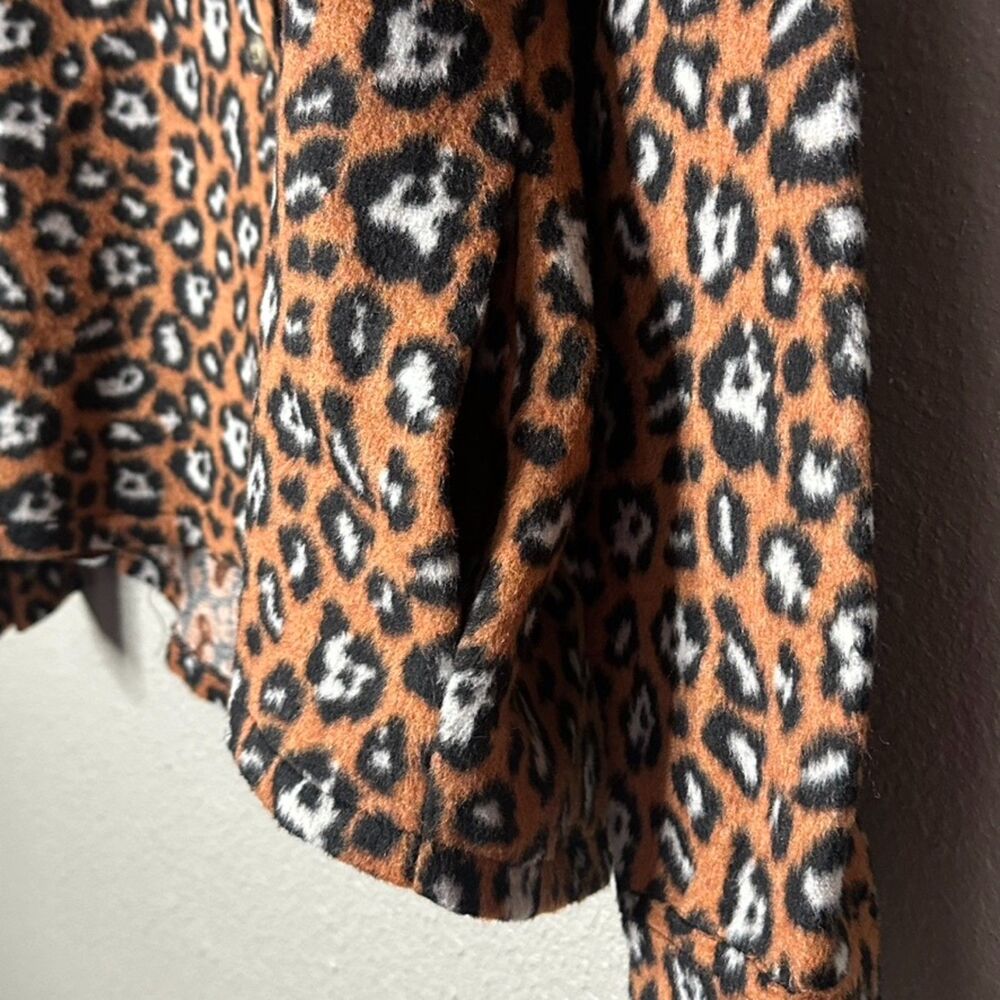 Simply Southern Leopard Jacket Shacket Button up … - image 5